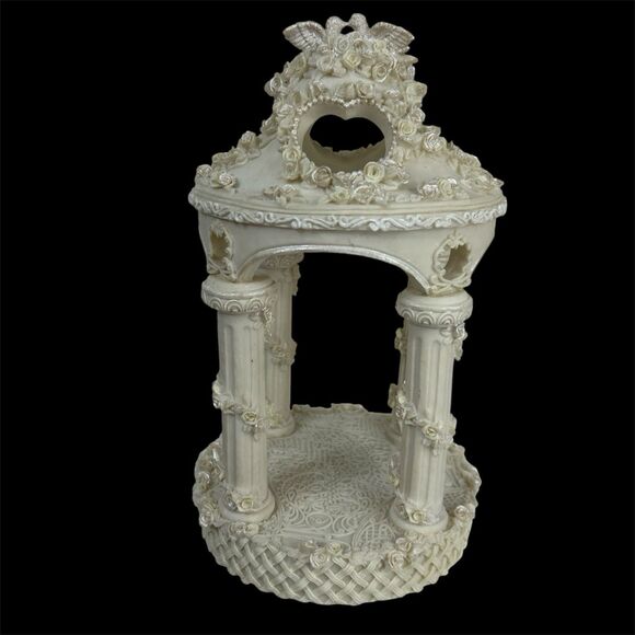 Lillian Rose Keepsake Caketop Garden Gazebo Cake Topper White Wedding Doves